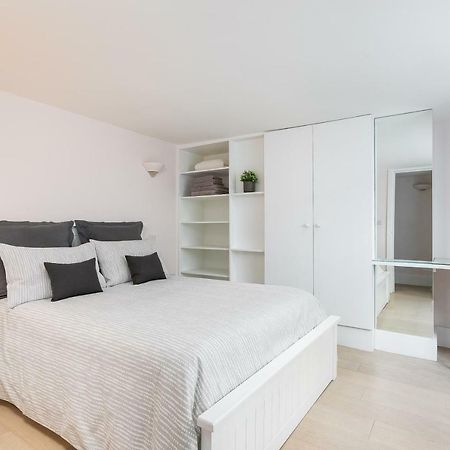 Apartment With Private Patio, And Park Across The Road (Adults Only) Londýn Exteriér fotografie